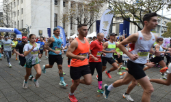 2000 души бягаха на Маратон Бургас, вдъхват кураж на Наско, който се бори с коварно заболяване