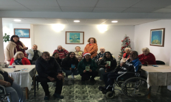 Деца от Поморие и Каблешково с мили жестове към самотните хора по Коледа