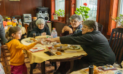 Бабинден в село Бродилово – почит към традицията и признателност към грижата за живота