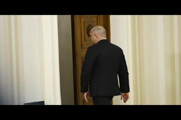 Президентът в оставка Румен Радев напуска утре „Дондуков“ 2