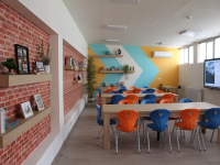 Бивши ученици създадоха литературен кабинет в памет на своя директор