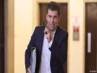 Кирил Петков си тръгна – символично и окончателно