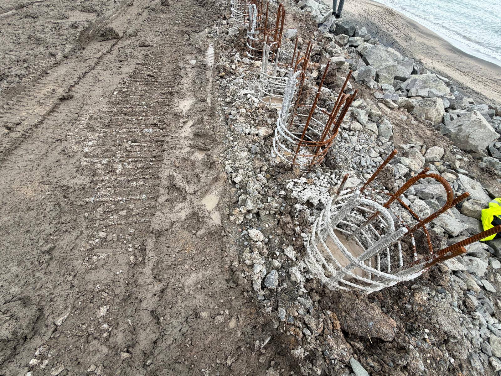 Укрепват велоалеята към Сарафово, която пропадна заради свлачище