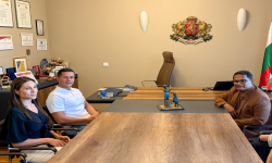 Кметът на община Царево посрещна посланикът на Индия в България