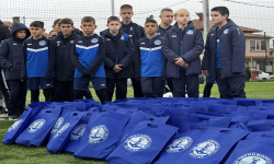 „Синя Коледа“ събра футбол, кауза и памет на стадион „Иван Притъргов“