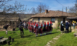 Програма за очаквания пролетен древнобългарски обичай „Лазаруване“ в Козичино