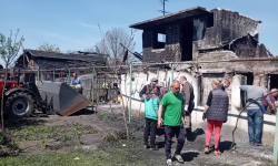 Верига на доброто: Подкрепа за семейство от село Ливада, останало без дом след пожар