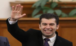 Районен кмет: Подложен бях на политически натиск от Кирил Петков