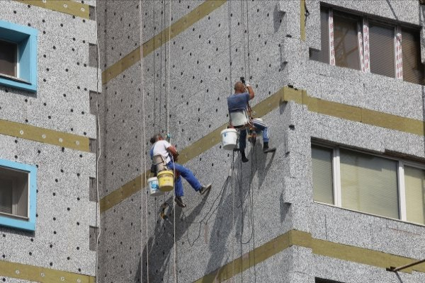 585 блока у нас ще бъдат санирани със средства от ПВУ до края на юни