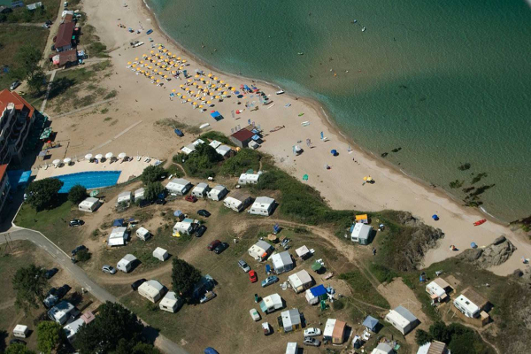 Искате да се наспите? Отидете на къмпинг