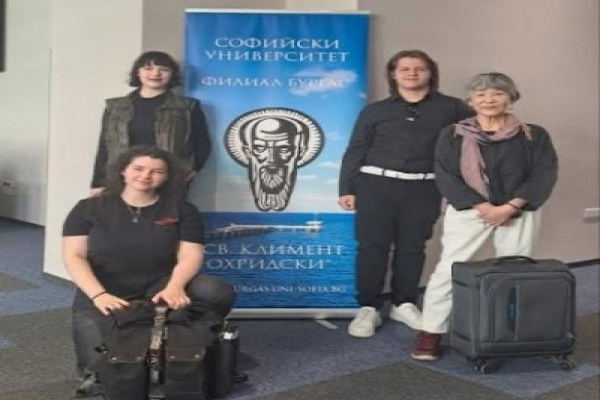 Студенти от бургаския филиал на СУ участват в конкурс по ораторско майсторство на японски