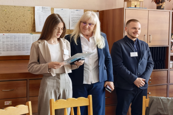 Ученици поеха управлението на Община Царево за Деня на Европа