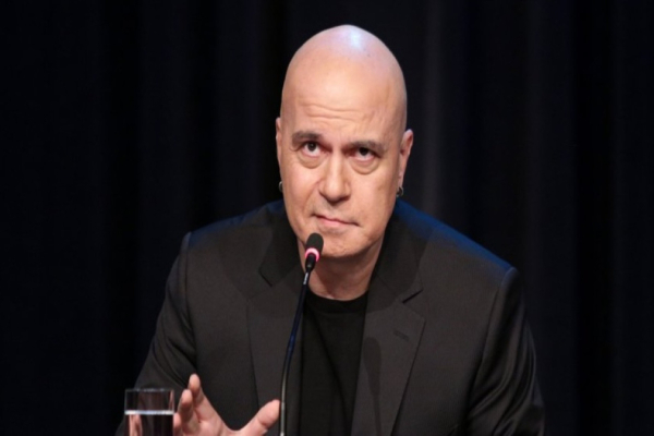 Слави Трифонов се извини за думите на Тошко Йорданов: „Младите лекари са прави“