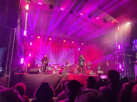 Коледният дух идва в Бургас с много музика, концерти и весело настроение на площад „Тройката“