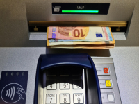 Първото евро е изтеглено в Слънчев бряг 20 секунди след полунощ