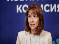 Камелия Нейкова: Цицелков трябва да напусне и Обществения съвет към ЦИК 