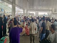 Много българи остават блокирани в Близкия изток, МТ следи развитието на обстановката 