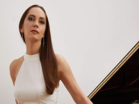 Пианистката Венета Нейнска представя „Концерт с история: La Femme Fatale“ в Бургас