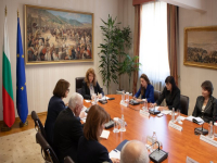 Нейнски: Подадени са два пъти повече заявления за гласуване в чужбина от 2024 г.