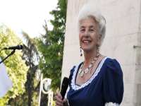 Бургас се прощава с Янка Рупкина