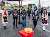 Официално откриха реновирания път между селата Велика и Фазаново